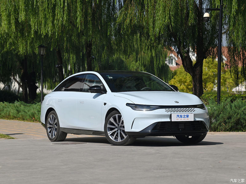 Leapmotor C01 Vehículo sedán New Energy 216 Reev Comfort Edition Coche eléctrico