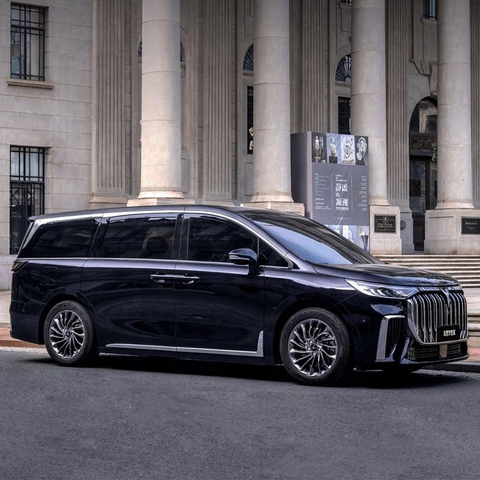 2024 Awd EV MPV Car Dongfeng Voyah Dreamer Excelente edición Bev Lantu 7 asientos New Energy Cars Vehículos automóviles Rusia