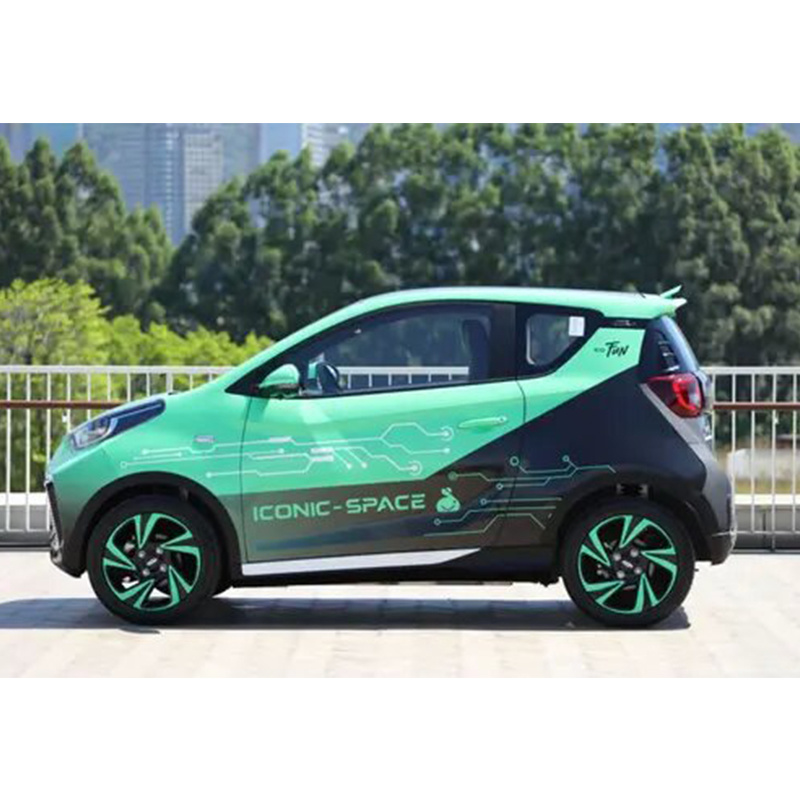 China Mini coche eléctrico chino coches usados ​​Chery little ant con buen servicio
