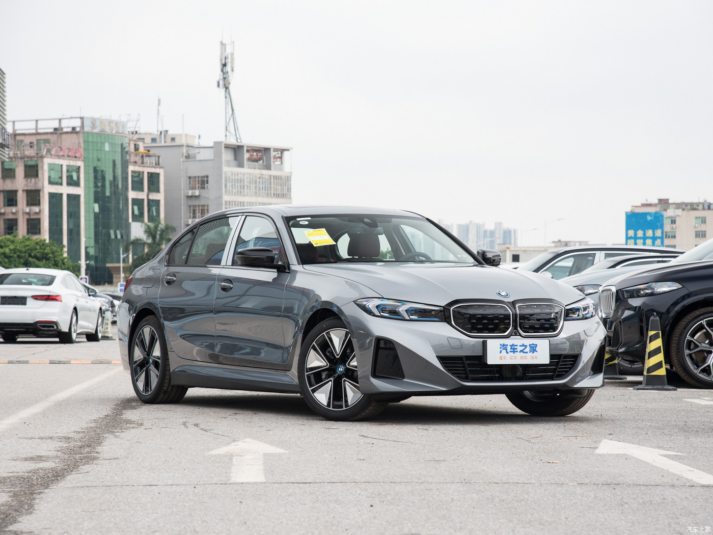 I3 2024 Edrive 40L Yaoye Edición Traje Deportivo Coche EV Usado para Uso Familiar